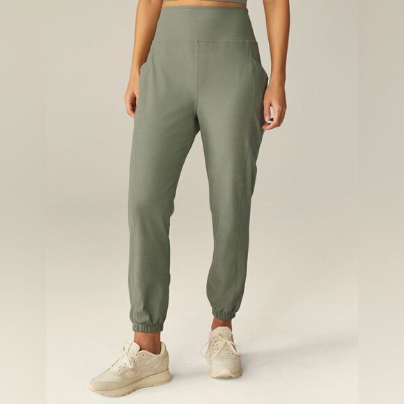 Beyond Yoga Spacedye City Midi Jogger Green XS - Picture 2 of 11